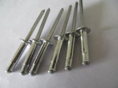 如何确定铆钉长度