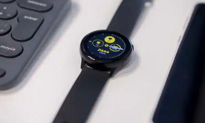 摩托罗拉Moto 360（2021）智能手表搭载Snapdragon 41