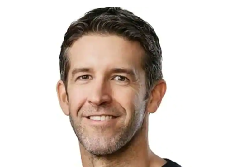 苹果更新领导力页面以任命John Ternus为硬件工程高